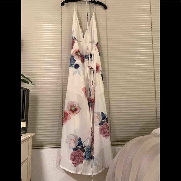 Hello Molly Dress - Picture 3 of 9